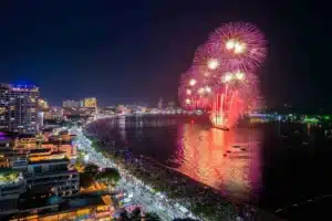 パタヤ国際花火大会2026——世界各国のチームが競う、アジア最高級のナイトスペクタクル